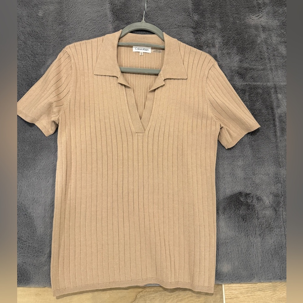 New Calvin Klein sweater tee